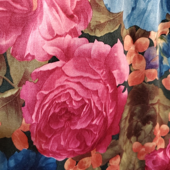 Gorgeous Floral Lace 2X Dress - Picture 4 of 6